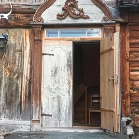 Gravraakstuggu بيت للعطل Storneve